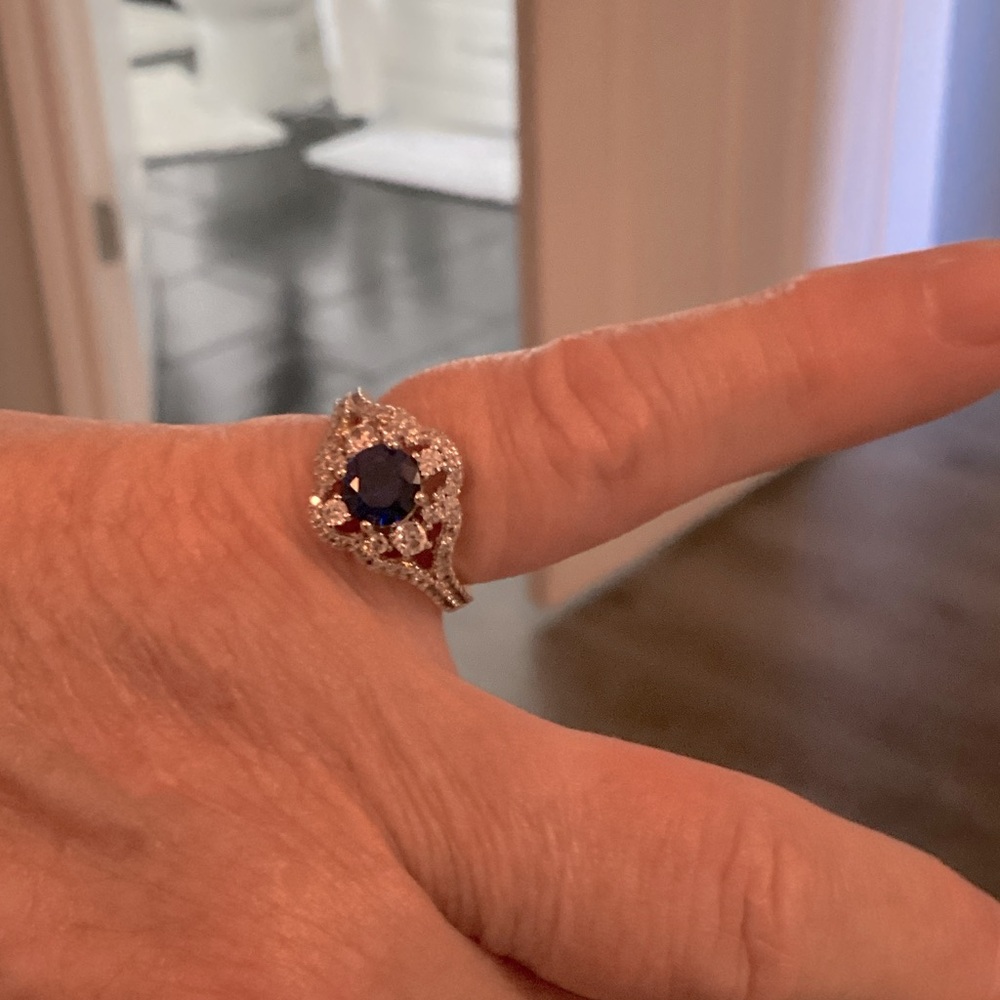 Elegant Silver and Blue Gemstone Ring